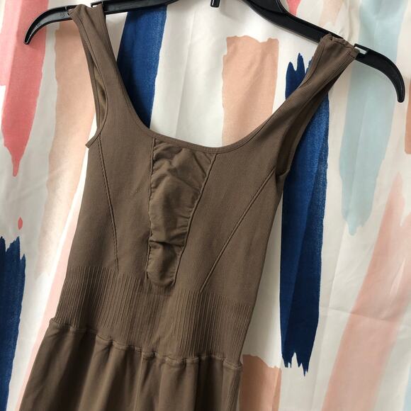 NWOT Free People Movement Good Karma Flared Onesie in Brown Size XS/S - Picture 8 of 11